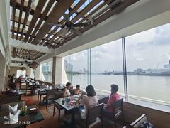 -白天鹅宾馆·流浮阁咖啡厅