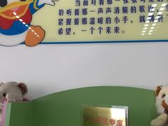 -漕河泾街道图书馆(漕河泾社区文化活动中心店)