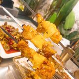 推荐点这个油饼,上面的蘸料不要太好吃