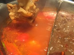 番茄牛膝骨-湊湊火锅·茶憩(新中关购物中心店)
