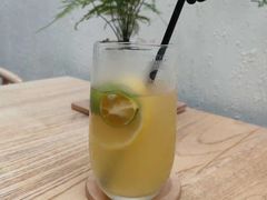 -禾康家蛋糕店