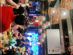 -野山舂·贵州现舂酸汤火锅(鸿通城店)