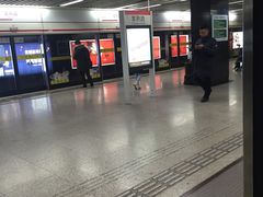 -常熟路(地铁站)