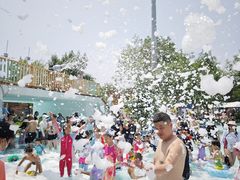 -欢乐水魔方水世界