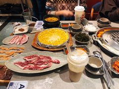 -哈哈碳都·牛肋条无限自助烤肉(台江万达店)