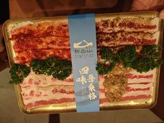 四味吾桑格-韩白山·朝鲜族烤牛肉·酱蟹(长宁龙之梦店)