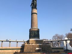 -人民防洪胜利纪念塔