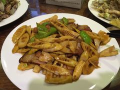-滨海小渔村·海肠捞饭·鲅鱼水饺·特色老火鱼丸汤(华田店)