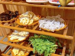 -抚仙湖生态石锅鱼野生菌(告庄店)