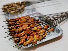 -马克力木手抓炕锅烤羊肉(盐湖一小区店)