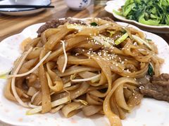 干炒牛河-南记食粥坊·宵夜大排档(莲花总店)