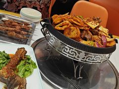 -撒拉人家.酸菜牦牛肉火锅