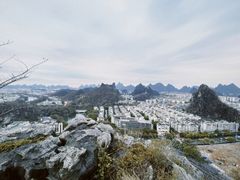 -叠彩山景区