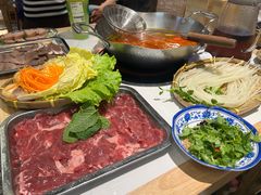 -王奋斗贵州酸汤牛肉火锅