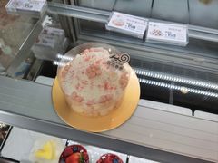 -花花卷卷·鲜食蛋糕(静安久光百货店)