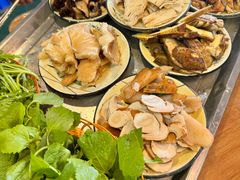 -杨记山珍鸡煲菌汤锅