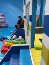 -孩子王童乐园(西安盛龙店)