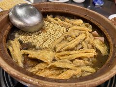 -胡须佬鸡煲四季火锅店(石厦西村直营店)