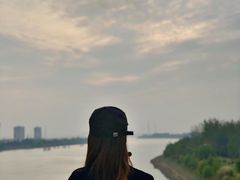 -南京眼步行桥