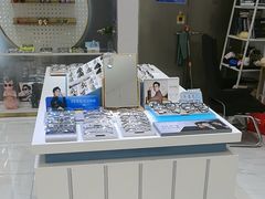 -沫芮眼镜·蔡司·依视路·尼康明月(环创店)
