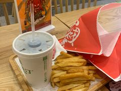 -塔斯汀中国汉堡(国贸店)
