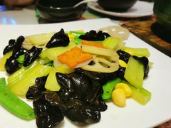 -粤小馆(天安云谷店)