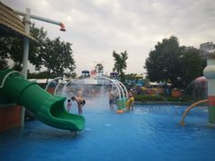 -欢乐水魔方水世界