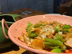 -云海肴·汽锅鸡·云南菜(天山百盛优客店)