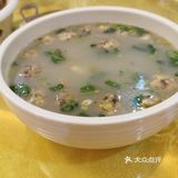 位于一中街，房子是自家的房子，所以除去房租成本