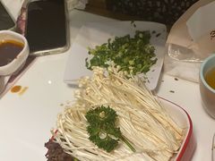 金针菇-洪氏嗨捞·猪肚鸡火锅(阳光天地店)