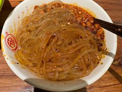 -万记麻辣烫国展总店