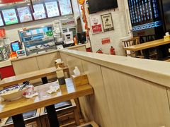 大堂-陕味食族油泼面·小炒盖码面(双榆树店)