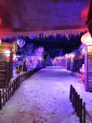 -圣名游乐城冰雪大世界