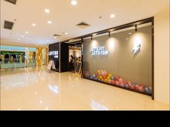 -乐刻运动健身(同曦假日百货店)