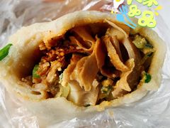 -卷五味·李老二卷馍(学则路店)