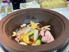 -鲜念蒸汽石锅鱼(红山6979店)