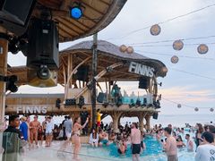 -FINNS Beach Club
