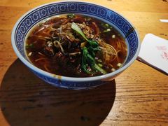 -沪西老弄堂面馆(定西路店)