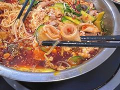 -周良天山牛杂城(天山路总店)