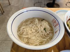 -小灶派· 地道兰州牛肉面(宏发大厦店)