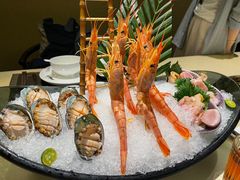 -余欢领鲜火锅(新街口店)