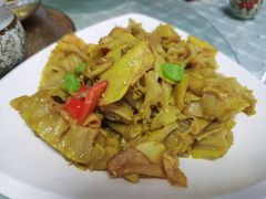 -天天向上素食餐厅(五台山店)