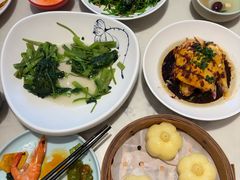 -泓历皇朝酒店(东亭店)