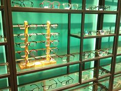 -Trend1881视光·蔡司视觉(领展广场店)