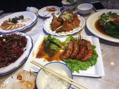 -小鱼儿海鲜港(新村十区店)