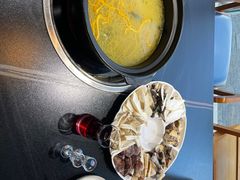 -野菌皇海景野生菌火锅(滨海大道店)