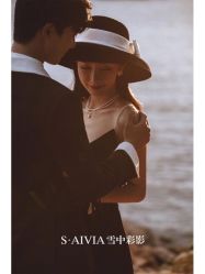 -雪中彩影婚纱摄影·微光艺术中心