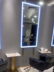 点击看大图 -八佰伴8008星级形象店