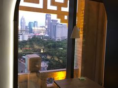 -光海书局(南京东路第一百货店)
