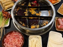 -邓莽子老火锅(中兴路总店)